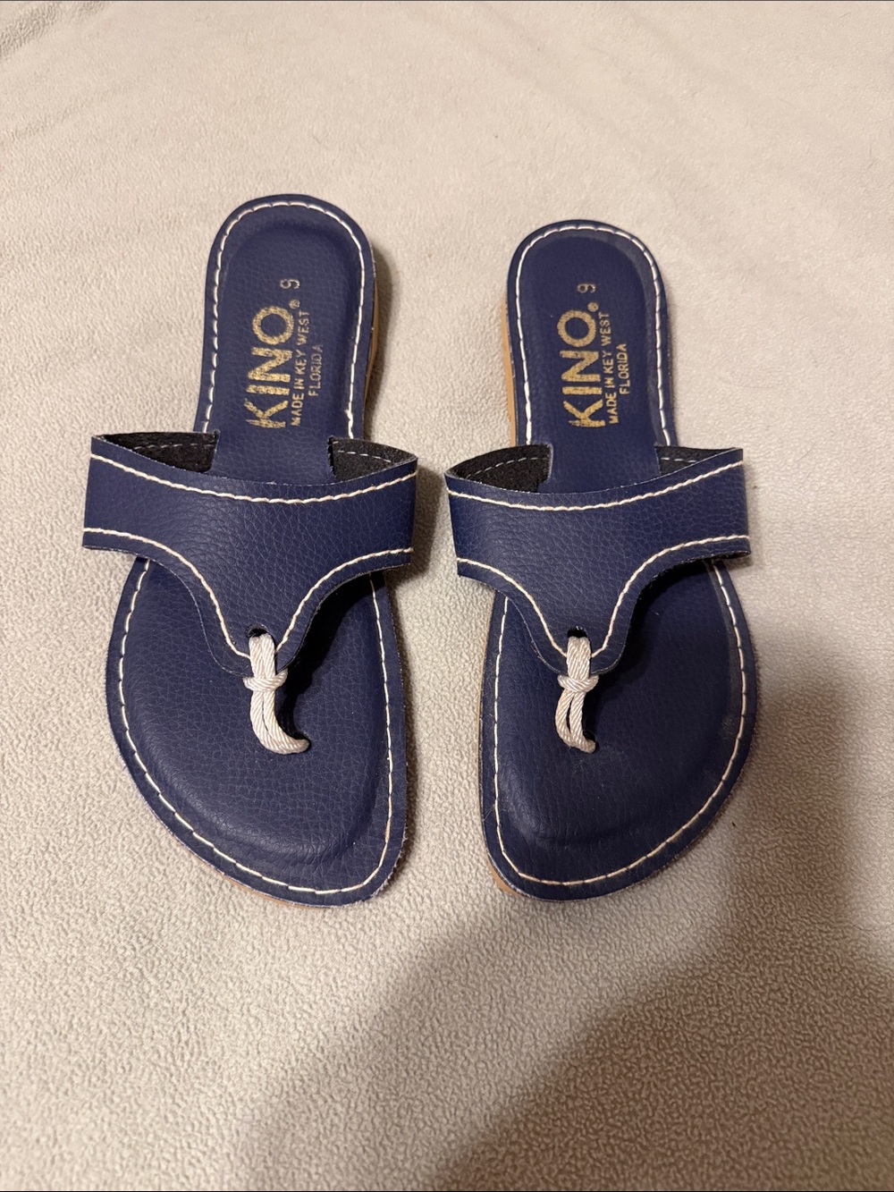 Kino Navy Women's Toe-Loop Sandals